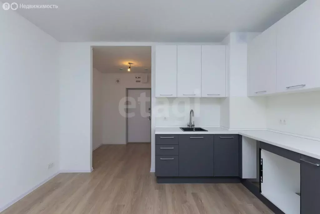 Квартира-студия: Тюмень, улица Юрия Рогачева, 9к2 (23.4 м) - Фото 2