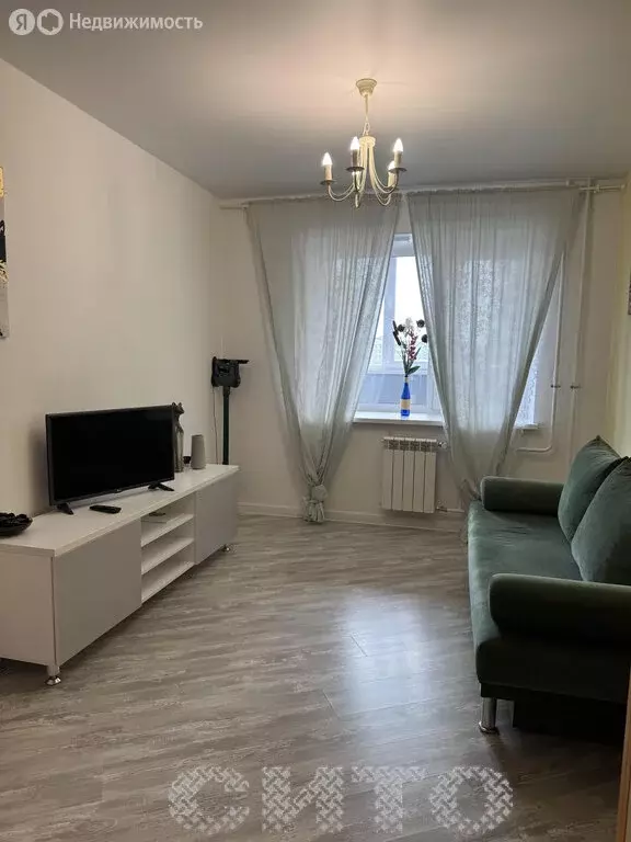 1-комнатная квартира: Череповец, Ленинградская улица, 8 (37.2 м) - Фото 1