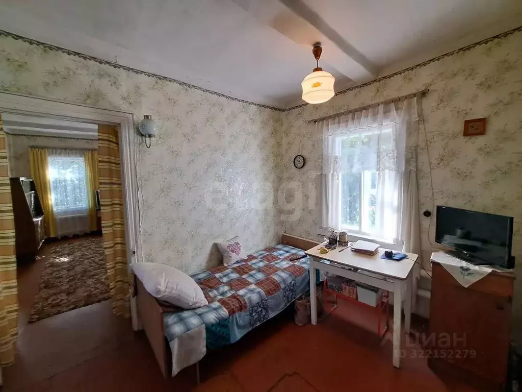 Дом в Саратовская область, Балашовский район, Родничковское ... - Фото 1
