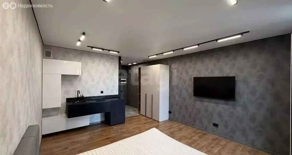 Квартира-студия: Набережные Челны, улица Вазила Мавликова, 3 (27 м) - Фото 2