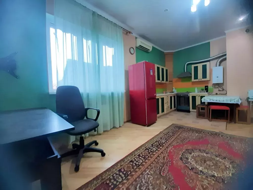 3-к кв. Краснодарский край, Туапсе ул. Шаумяна, 36 (105.0 м) - Фото 1