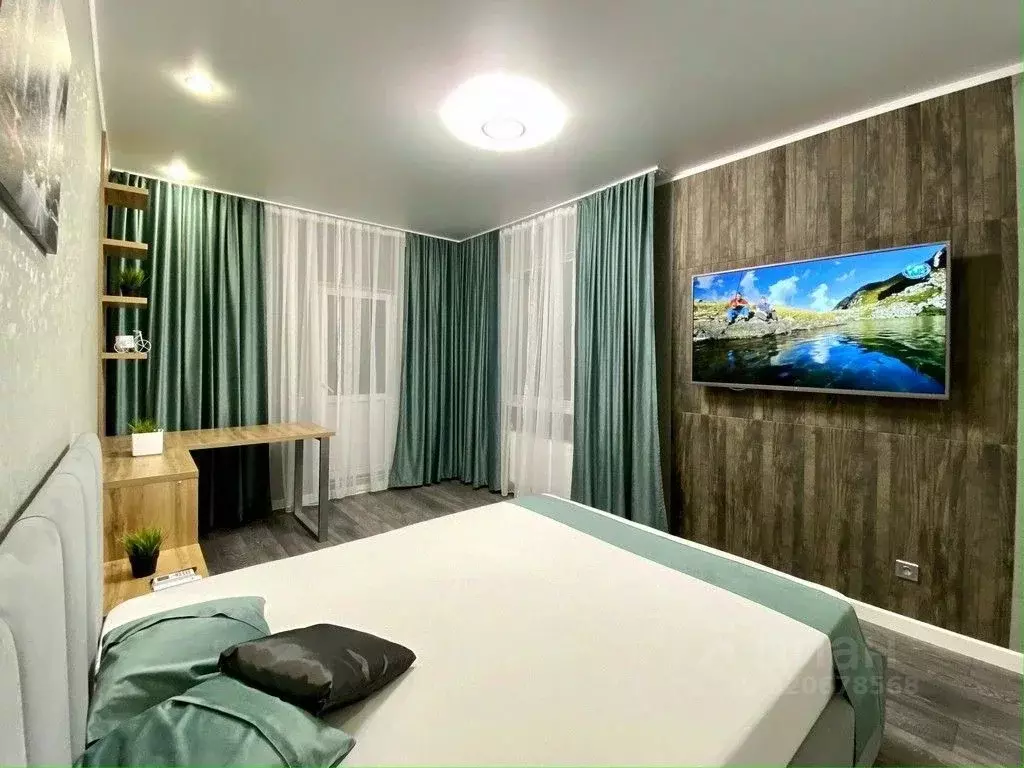 1-к кв. Оренбургская область, Оренбург Салмышская ул., 61 (45.0 м) - Фото 0