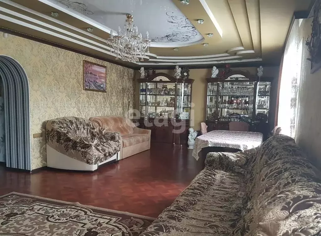 Дом в Алтай, Майминский район, с. Майма Тихая ул., 6 (220 м) - Фото 1