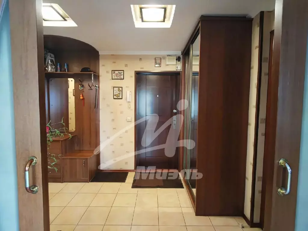 Продается 3-комнатная квартира - Фото 2