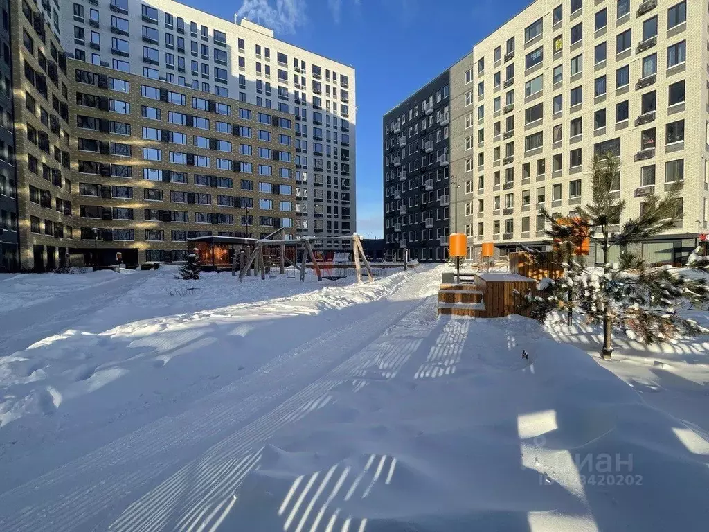 Студия Тюменская область, Тюмень ул. Новоселов, 90 (29.61 м) - Фото 1