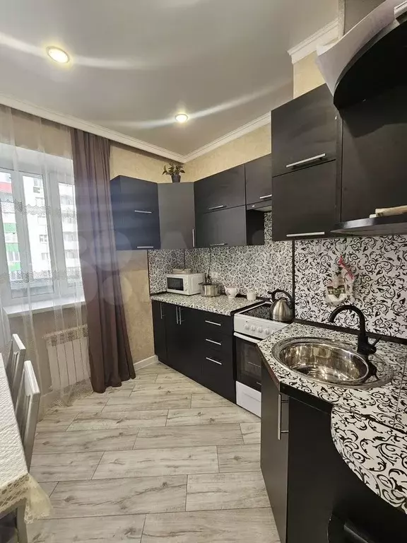 1-к. квартира, 37 м, 8/16 эт. - Фото 1