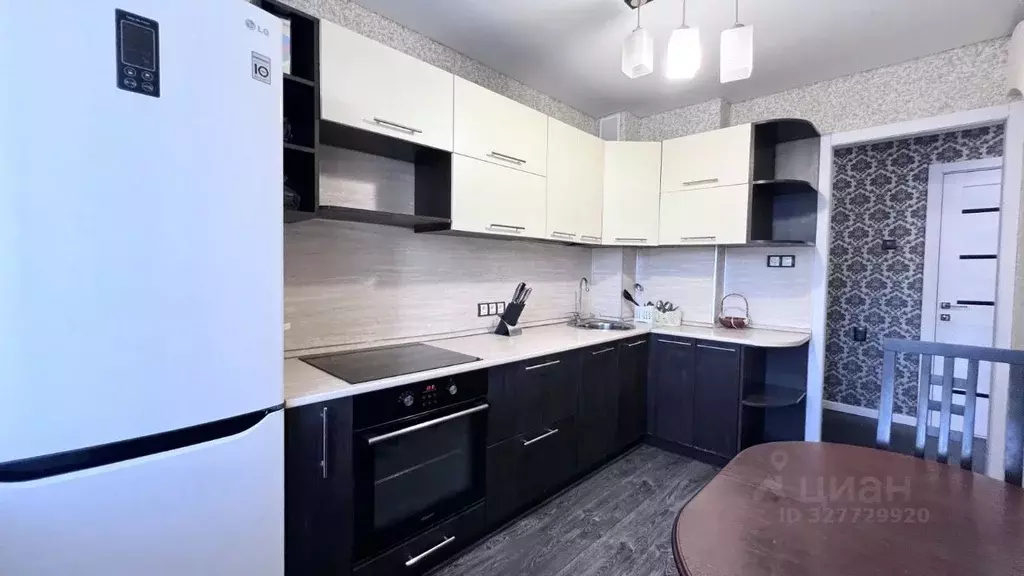 2-к кв. Татарстан, Казань ул. Лукина, 17 (50.0 м) - Фото 2