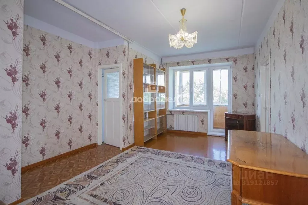 3-к кв. Свердловская область, Екатеринбург пер. Красный, 17 (54.1 м) - Фото 0