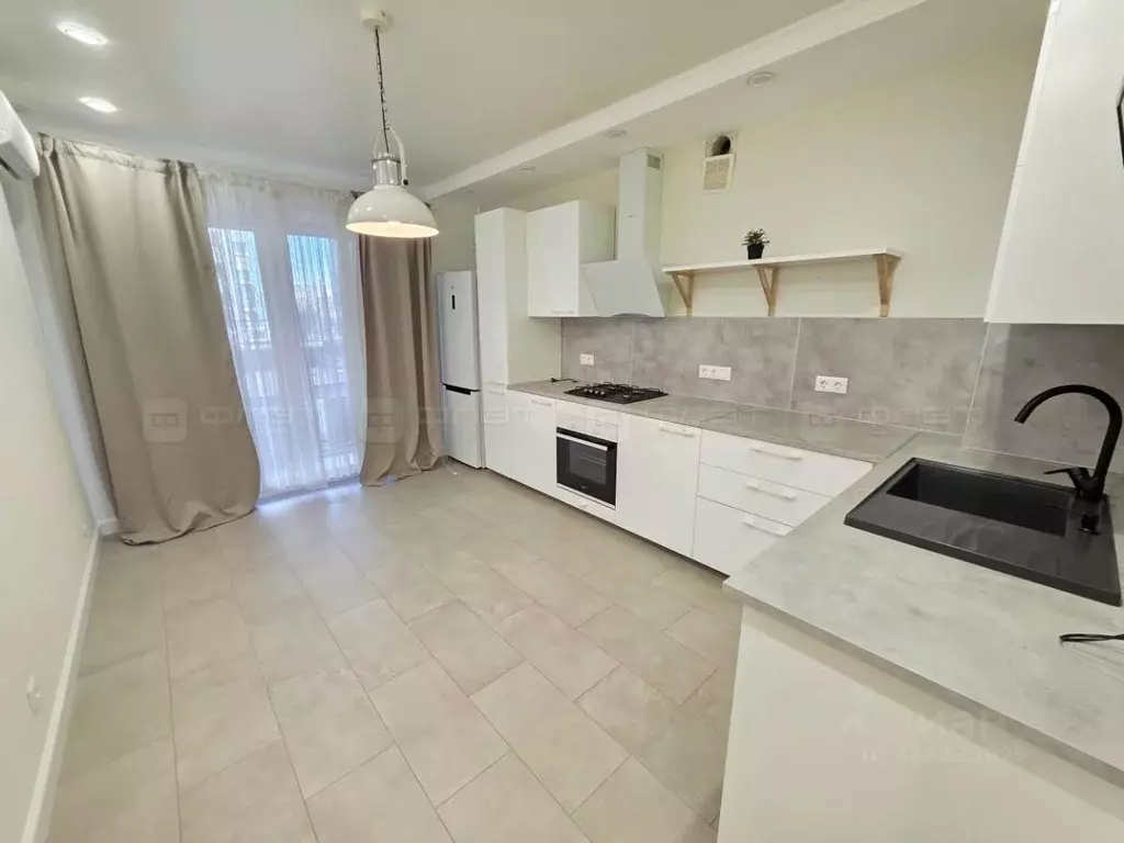 3-к кв. Татарстан, Казань ул. Николая Ершова, 62Вк2 (101.0 м) - Фото 0