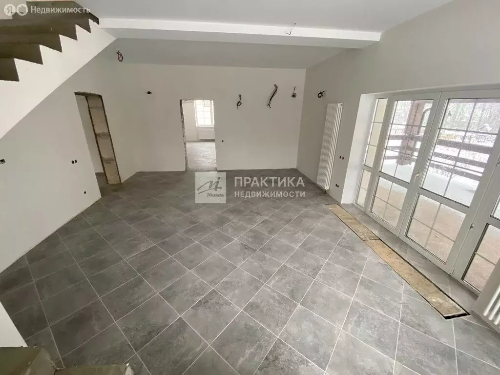 Дом в Одинцовский городской округ, СНТ Звенигорье, 42 (280 м) - Фото 0