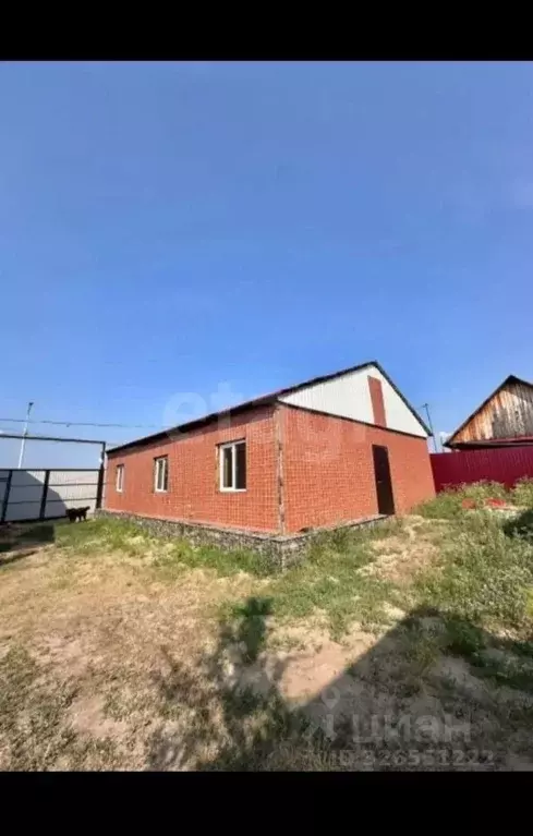 Дом в Саха (Якутия), Якутск городской округ, с. Владимировка ул. ... - Фото 1