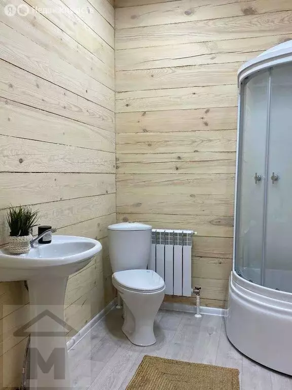 Дом в Республика Хакасия, Абакан, улица Кирова, 185к3 (100 м) - Фото 0