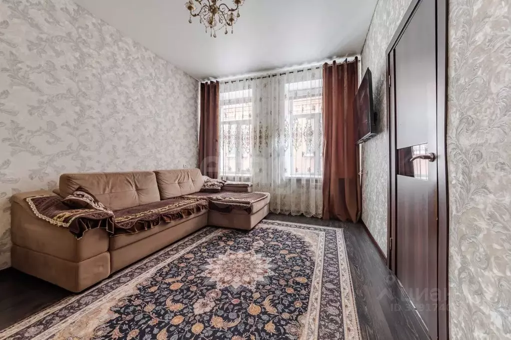 Комната Санкт-Петербург просп. Большой Васильевского острова, 22 (28.0 ... - Фото 1