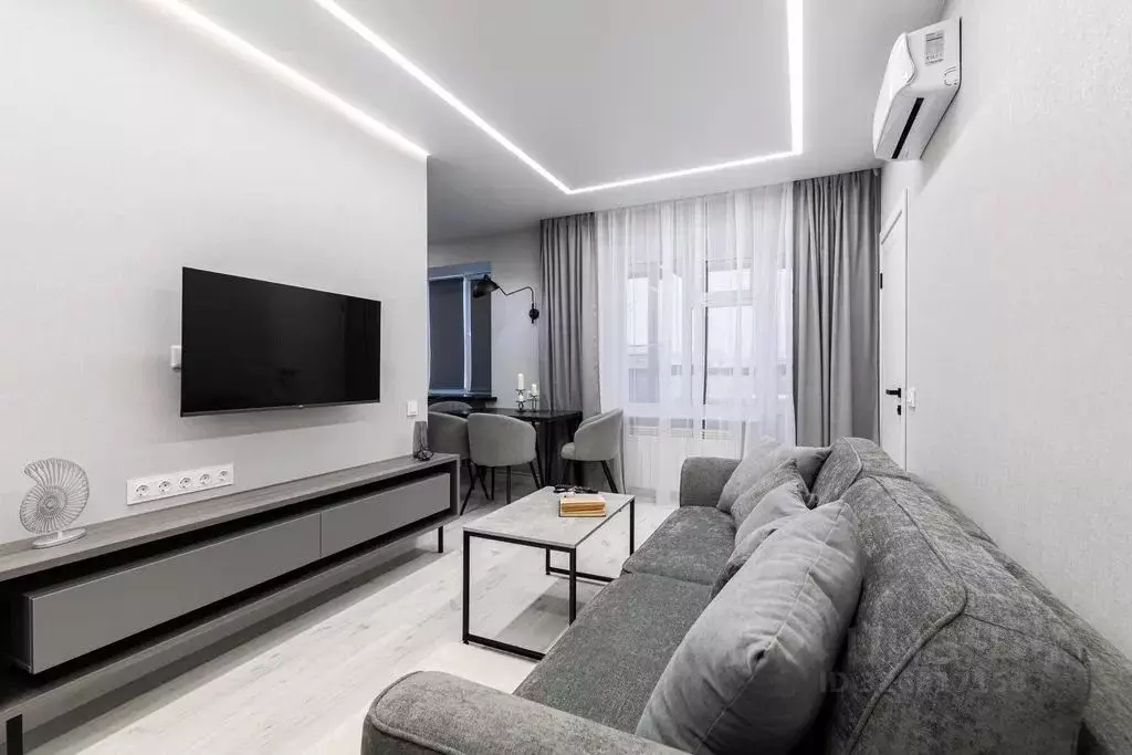 2-к кв. Татарстан, Казань ул. Гаяза Исхаки, 1 (48.0 м) - Фото 2