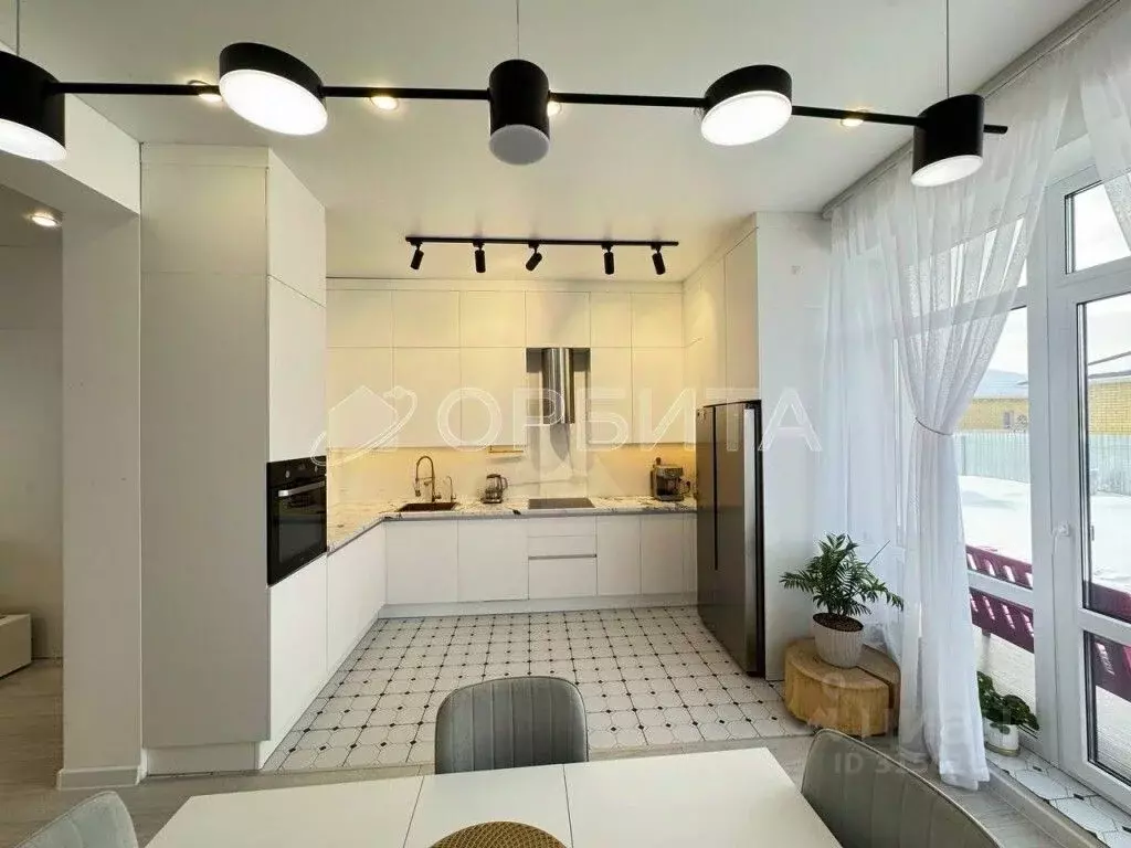 Дом в Тюменская область, Тюмень Лето-Парк кп, ул. Садовая, 18А (125 м) - Фото 0