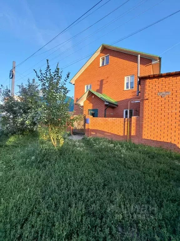 Дом в Алтайский край, Барнаул городской округ, с. Власиха, Октябрьский ... - Фото 1