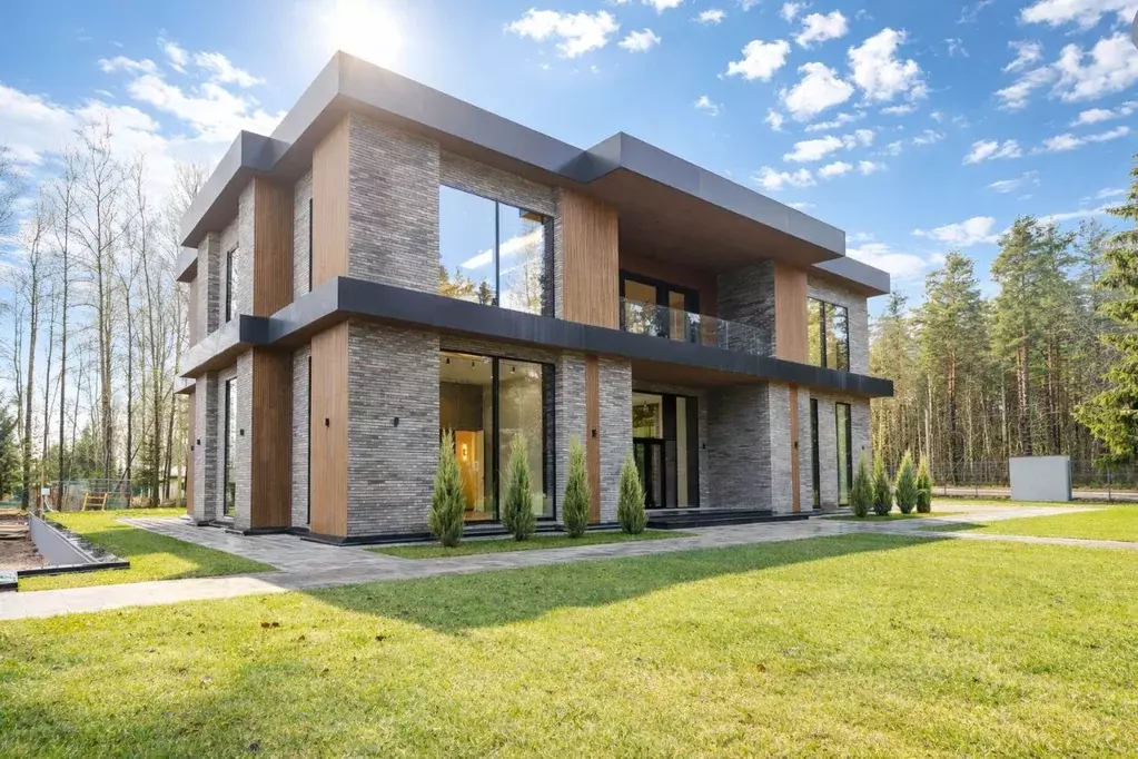 Дом в Санкт-Петербург, Санкт-Петербург, Зеленогорск ул. Фиалковая, 26 ... - Фото 1