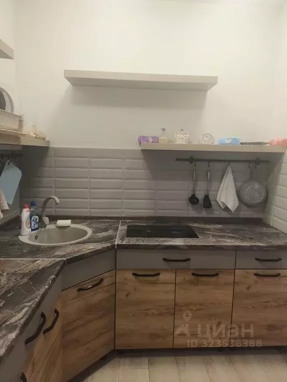 Студия Белгородская область, Белгород ул. Семейная, 31 (27.8 м) - Фото 1