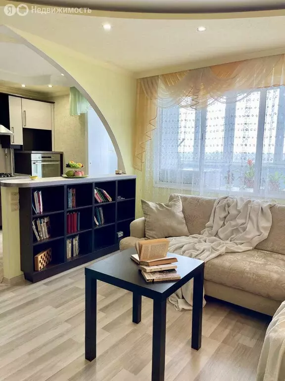 2-комнатная квартира: Армавир, улица имени Маршала Жукова, 48 (50 м) - Фото 0