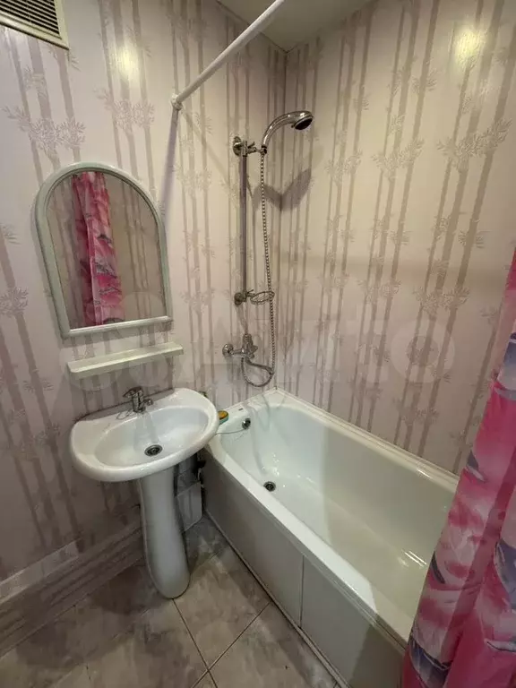 2-к. квартира, 49 м, 5/5 эт. - Фото 0