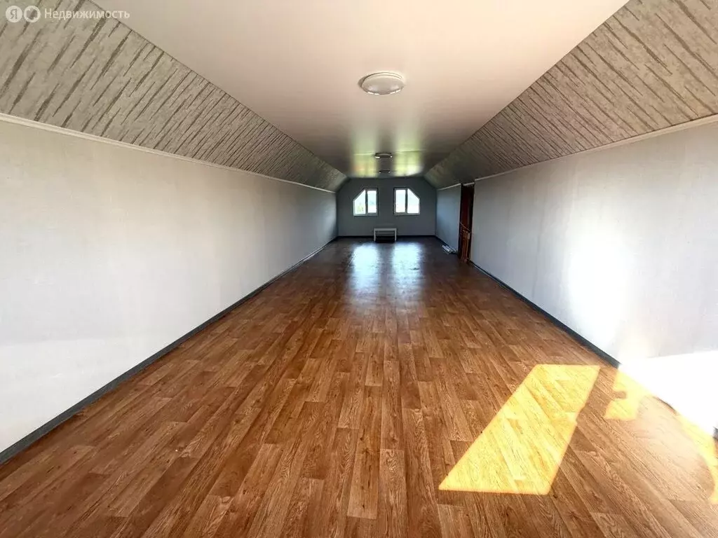 Дом в село Азикеево, улица М. Губайдуллина, 10 (130 м) - Фото 1