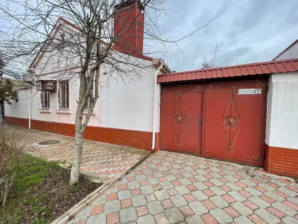 Дом в Крым, Евпатория ул. Имени Белогубца, 68 (65 м) - Фото 0
