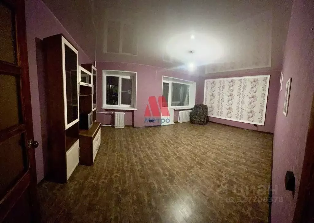 3-к кв. Ярославская область, Рыбинск просп. Ленина, 188 (100.0 м) - Фото 1