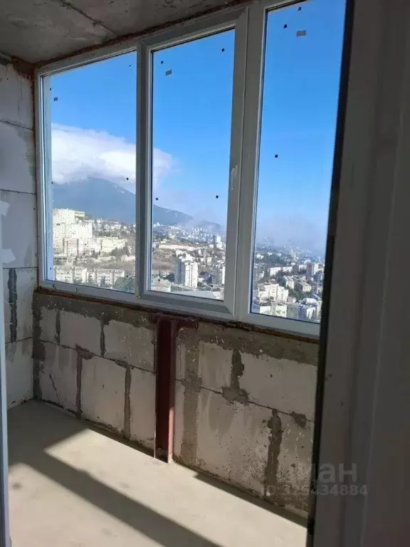 2-к кв. Крым, Ялта 10-й мкр,  (62.0 м) - Фото 0