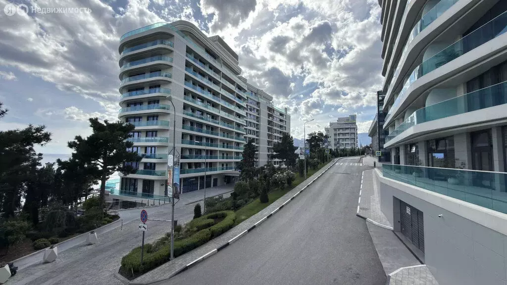 Квартира-студия: Ялта, улица Дражинского, 45А (51 м) - Фото 1