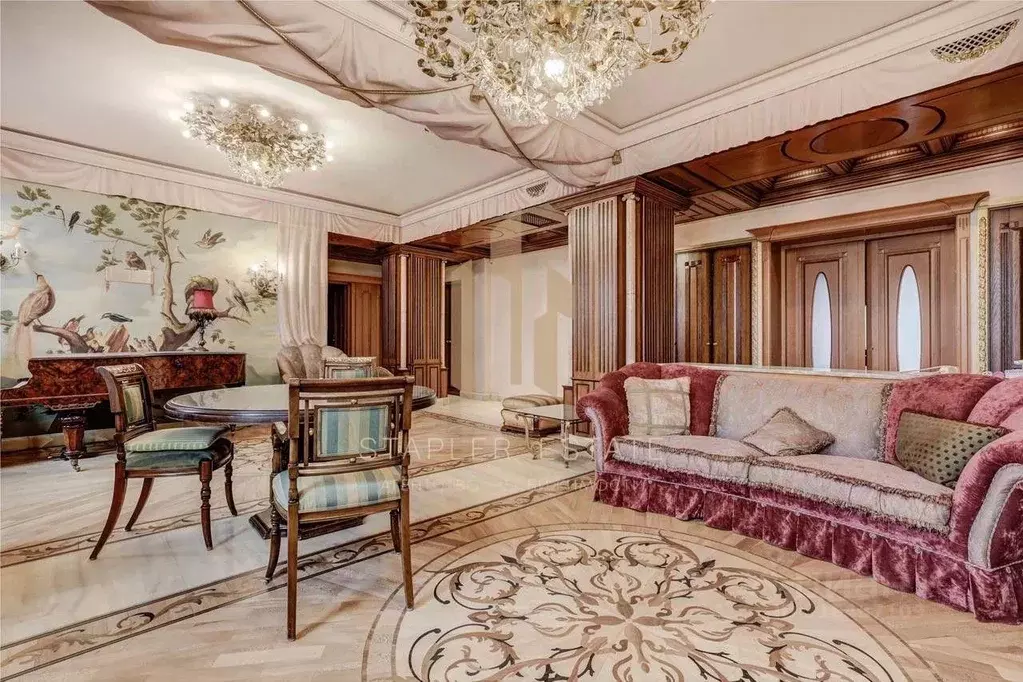 Квартира, 5 и более комнат, 260 м - Фото 0