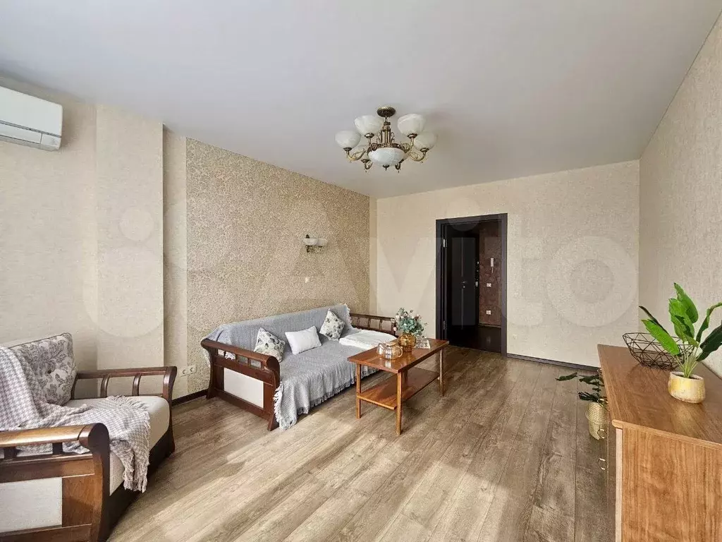 1-к. квартира, 43,8 м, 16/18 эт. - Фото 0
