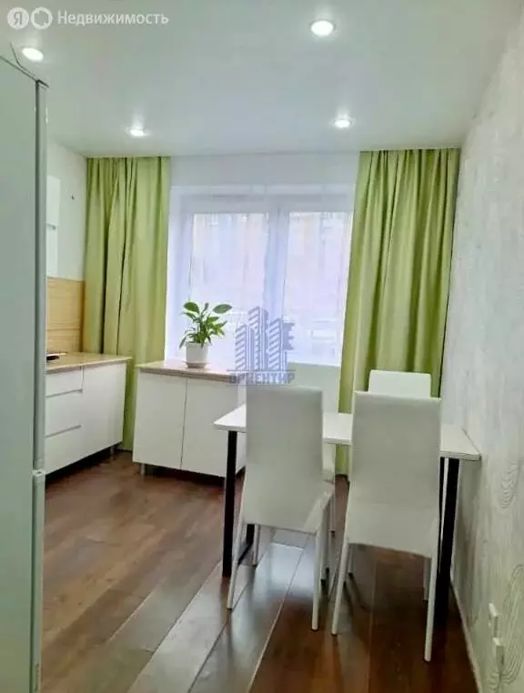 Квартира-студия: Чебоксары, Ярмарочная улица, 19к1 (45.1 м) - Фото 1