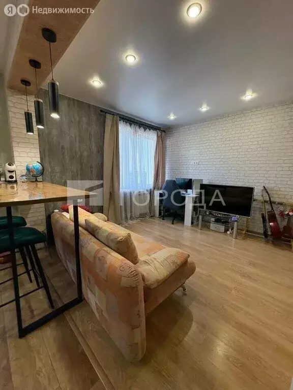 1-комнатная квартира: Новосибирск, улица Дениса Давыдова, 1/2 (40 м) - Фото 0