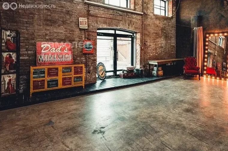 Помещение свободного назначения (350 м) - Фото 1