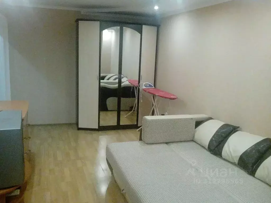 1-к кв. Тюменская область, Тюмень ул. Республики, 39 (38.0 м) - Фото 0