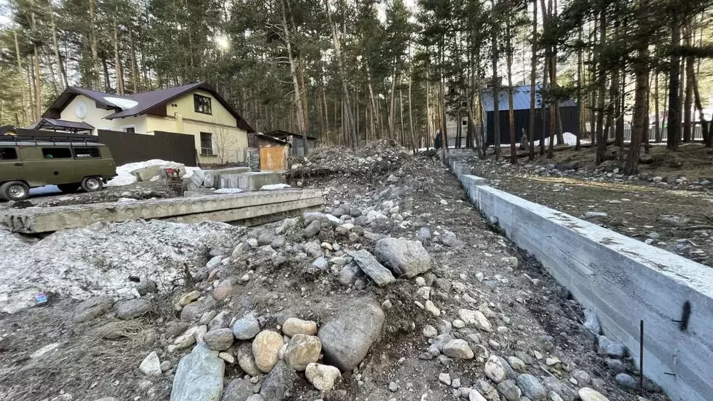 Участок в Кабардино-Балкария, Эльбрусский район, с. Терскол  (8.9 ... - Фото 0