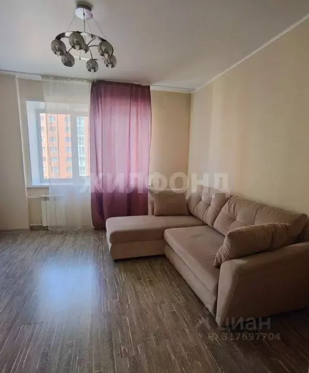 3-к кв. Новосибирская область, Новосибирск Стартовая ул., 3 (86.0 м) - Фото 0
