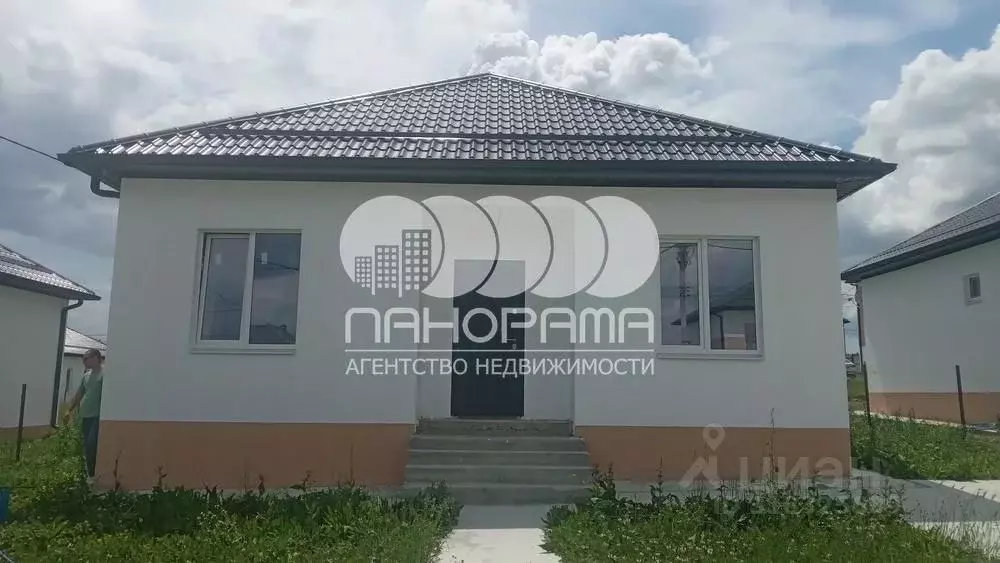 Дом в Краснодарский край, Новороссийск городской округ, Натухаевская ... - Фото 0