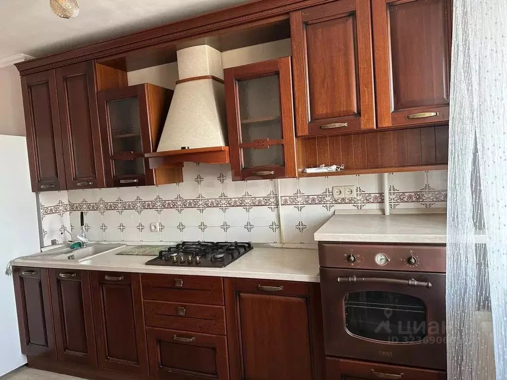 3-к кв. Крым, Симферополь ул. 60 лет Октября (71.9 м) - Фото 1