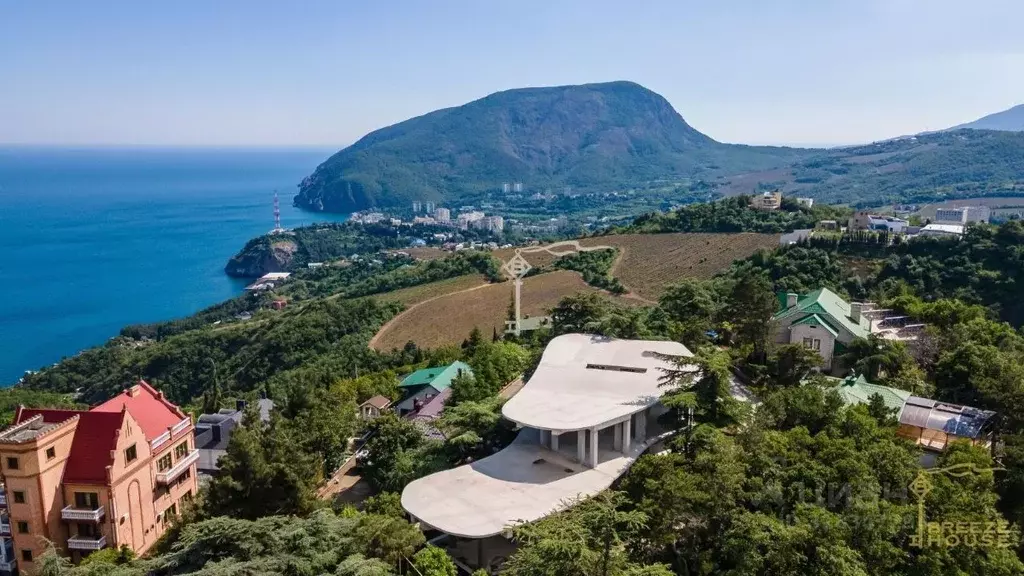 Дом в Крым, Алушта муниципальный округ, с. Кипарисное ул. ... - Фото 1