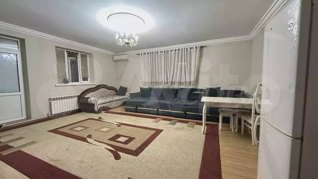 2-к. квартира, 60 м, 1/1 эт. - Фото 1