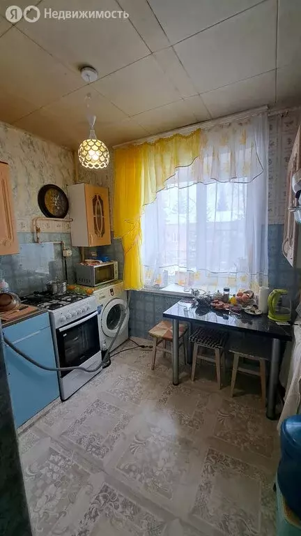 3-комнатная квартира: Курган, улица Куйбышева, 103 (50.4 м) - Фото 1