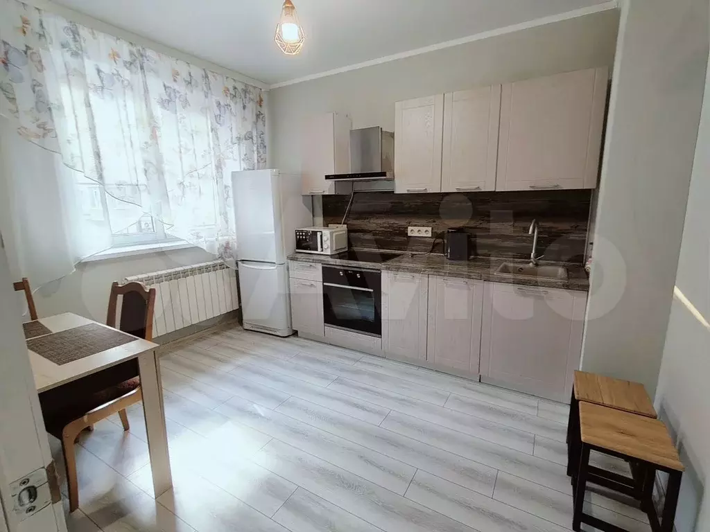 1-к. квартира, 40 м, 2/6 эт. - Фото 0
