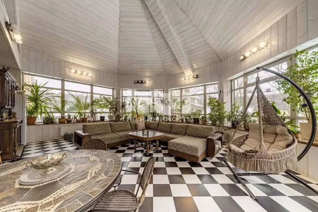 Коттедж в Москва д. Картмазово, ул. Киевская, 48 (380 м) - Фото 1