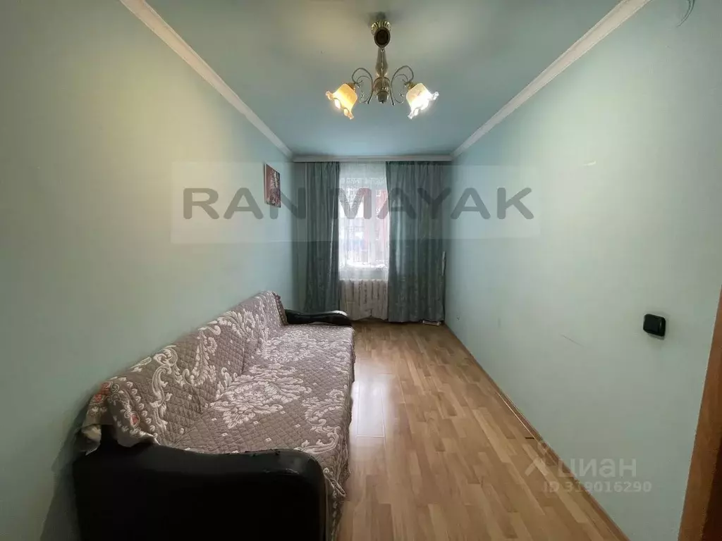 2-к кв. Адыгея, Майкоп Краснооктябрьская ул., 2 (42.7 м) - Фото 0