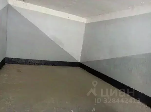 Гараж в Приморский край, Уссурийск Комсомольская ул., 116 (17 м) - Фото 1