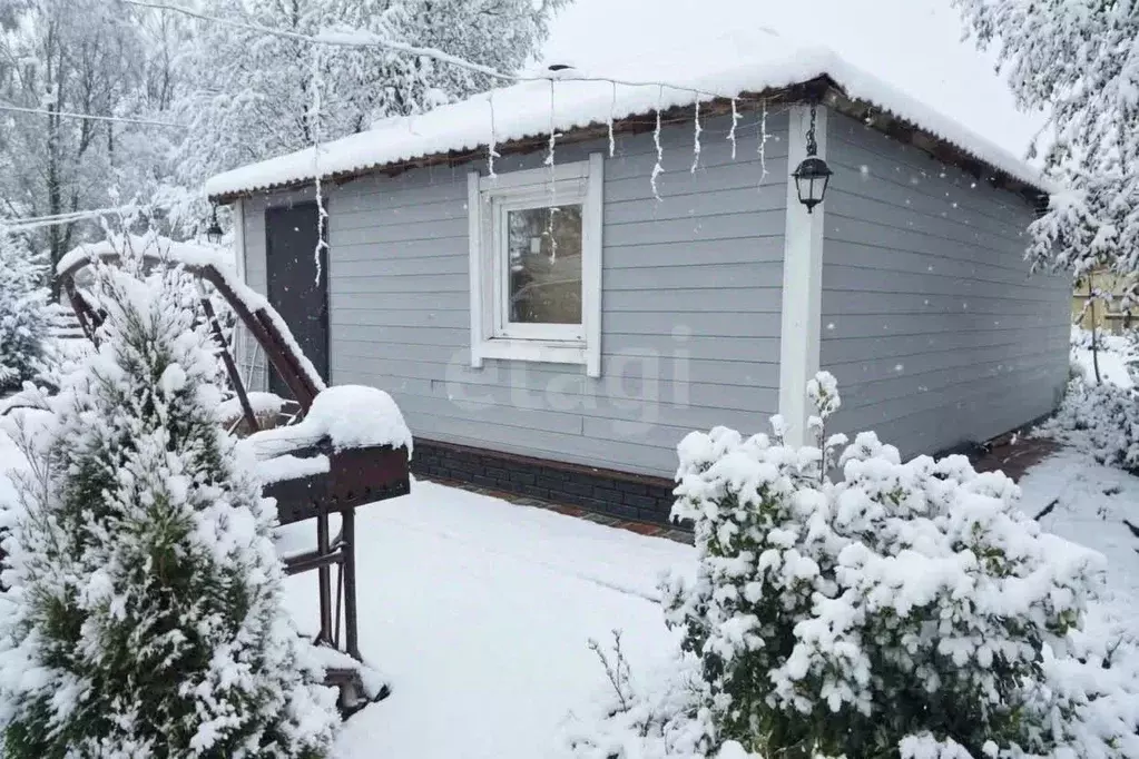 Дом в Тульская область, Веневский муниципальный округ, д. Дедиловские ... - Фото 1