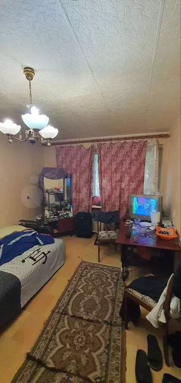 Комната 17,5 м в 4-к., 1/9 эт. - Фото 0