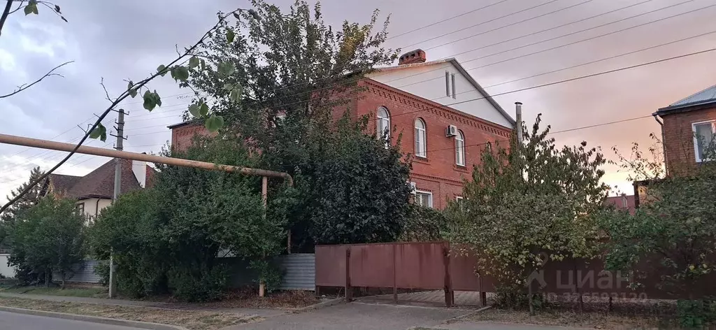 Дом в Краснодарский край, Краснодар бул. Строителей (600 м) - Фото 2