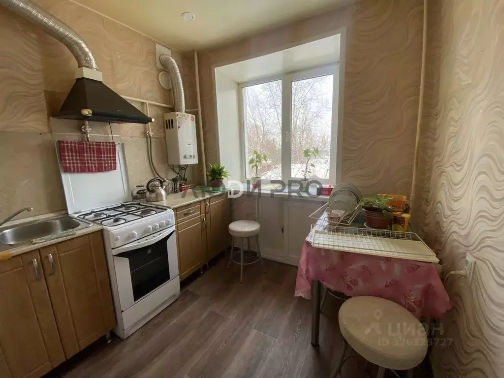 2-к кв. Ярославская область, Ярославль ул. 4-я Портовая, 17 (46.5 м) - Фото 0